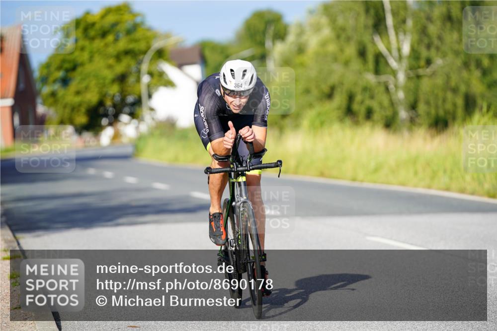 31.08.2025 - Elbe Triathlon Hamburg Michael Burmester http://msf.ph/oto/8690178 31.08.2025 08:51:55 Radfahren 364 meine-sportfotos.de