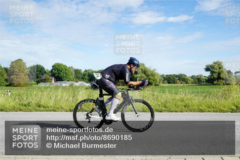 31.08.2025 - Elbe Triathlon Hamburg Michael Burmester http://msf.ph/oto/8690185 31.08.2025 09:35:58 Radfahren 426, 430, 443, 689, 769, 834 meine-sportfotos.de