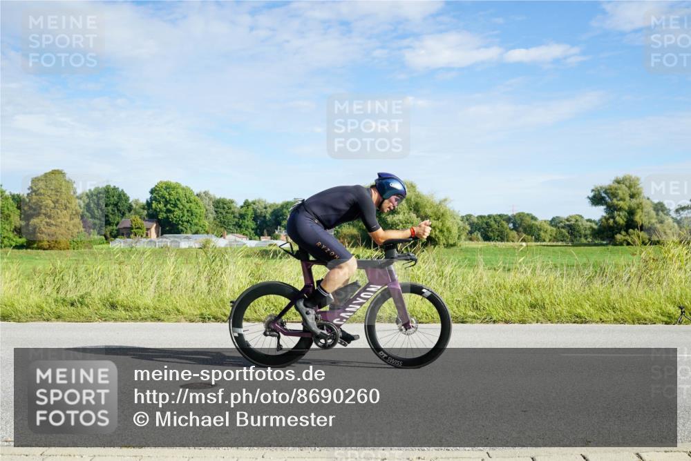 31.08.2025 - Elbe Triathlon Hamburg Michael Burmester http://msf.ph/oto/8690260 31.08.2025 09:37:21 Radfahren 474, 479, 529, 530, 557, 638, 728, 918 meine-sportfotos.de