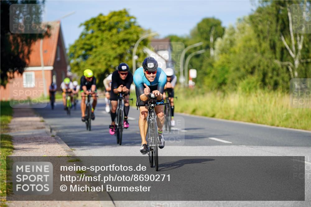 31.08.2025 - Elbe Triathlon Hamburg Michael Burmester http://msf.ph/oto/8690271 31.08.2025 08:53:26 Radfahren 189, 196, 225, 314, 340, 344, 381 meine-sportfotos.de