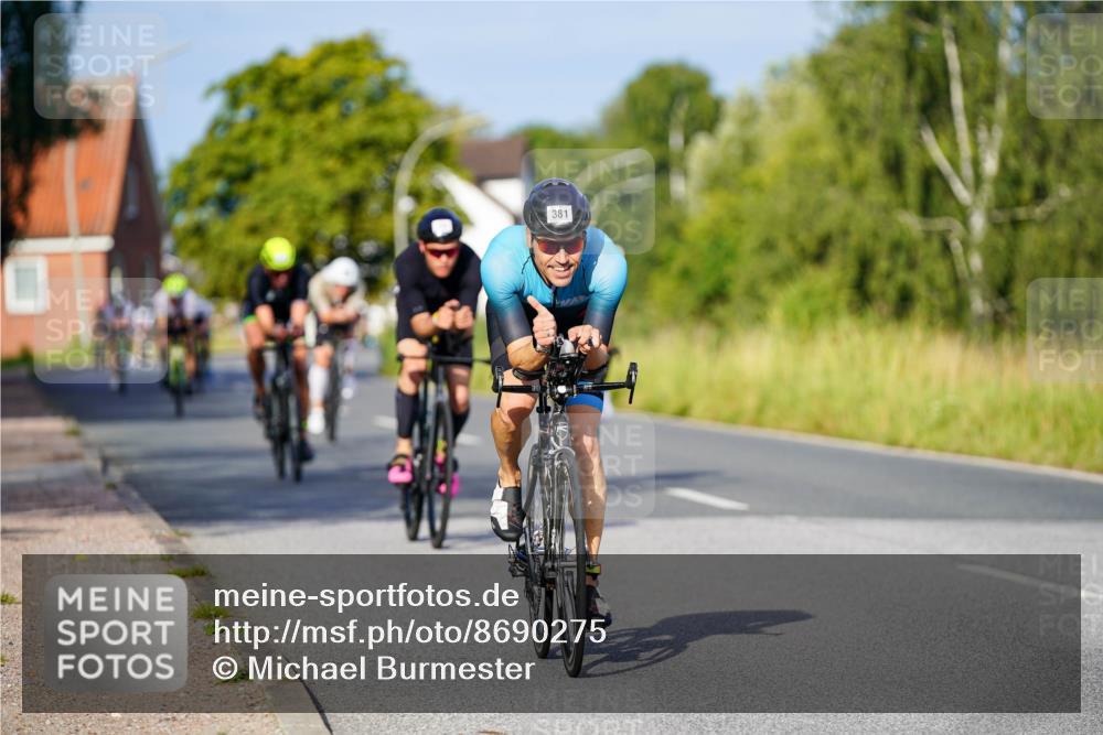 31.08.2025 - Elbe Triathlon Hamburg Michael Burmester http://msf.ph/oto/8690275 31.08.2025 08:53:26 Radfahren 189, 196, 225, 314, 340, 344, 381 meine-sportfotos.de