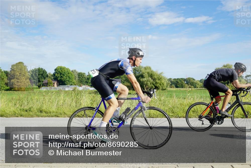 31.08.2025 - Elbe Triathlon Hamburg Michael Burmester http://msf.ph/oto/8690285 31.08.2025 09:37:39 Radfahren 386, 389, 575, 587, 925 meine-sportfotos.de
