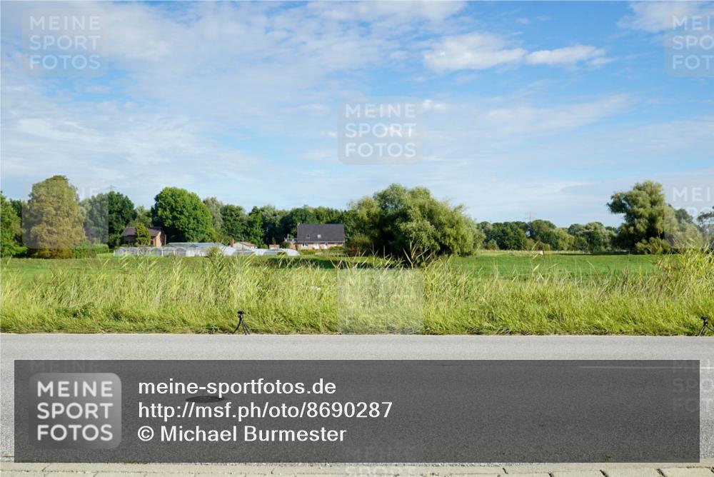 31.08.2025 - Elbe Triathlon Hamburg Michael Burmester http://msf.ph/oto/8690287 31.08.2025 09:37:41 Radfahren 386, 389, 575, 587, 704, 925 meine-sportfotos.de