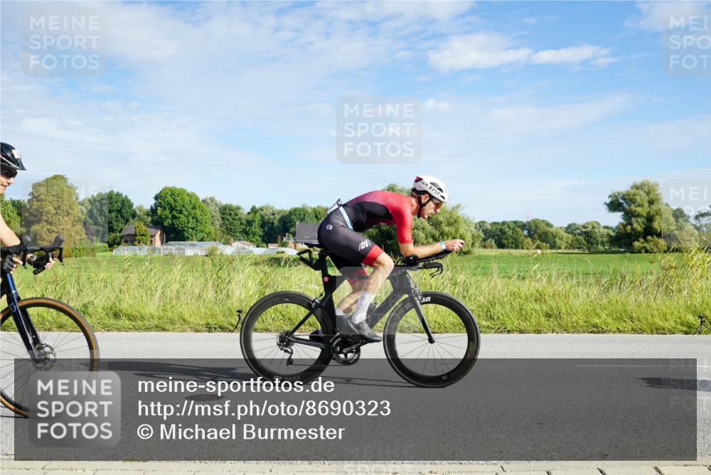 31.08.2025 - Elbe Triathlon Hamburg Michael Burmester http://msf.ph/oto/8690323 31.08.2025 09:38:06 Radfahren 252, 304, 335, 370, 391, 403, 405, 551, 854, 895 meine-sportfotos.de