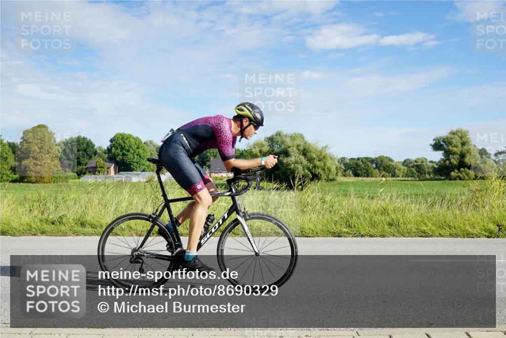 31.08.2025 - Elbe Triathlon Hamburg Michael Burmester http://msf.ph/oto/8690329 31.08.2025 09:38:11 Radfahren 267, 289, 370, 402, 403, 506, 788, 895 meine-sportfotos.de