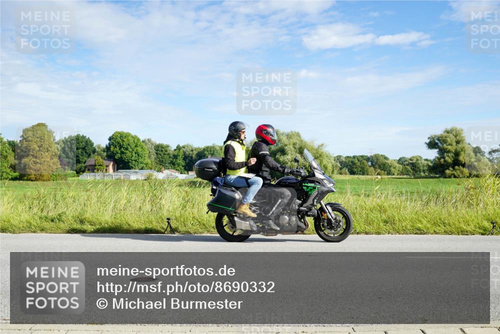 31.08.2025 - Elbe Triathlon Hamburg Michael Burmester http://msf.ph/oto/8690332 31.08.2025 09:38:12 Radfahren 267, 289, 370, 402, 403, 506, 699, 788 meine-sportfotos.de