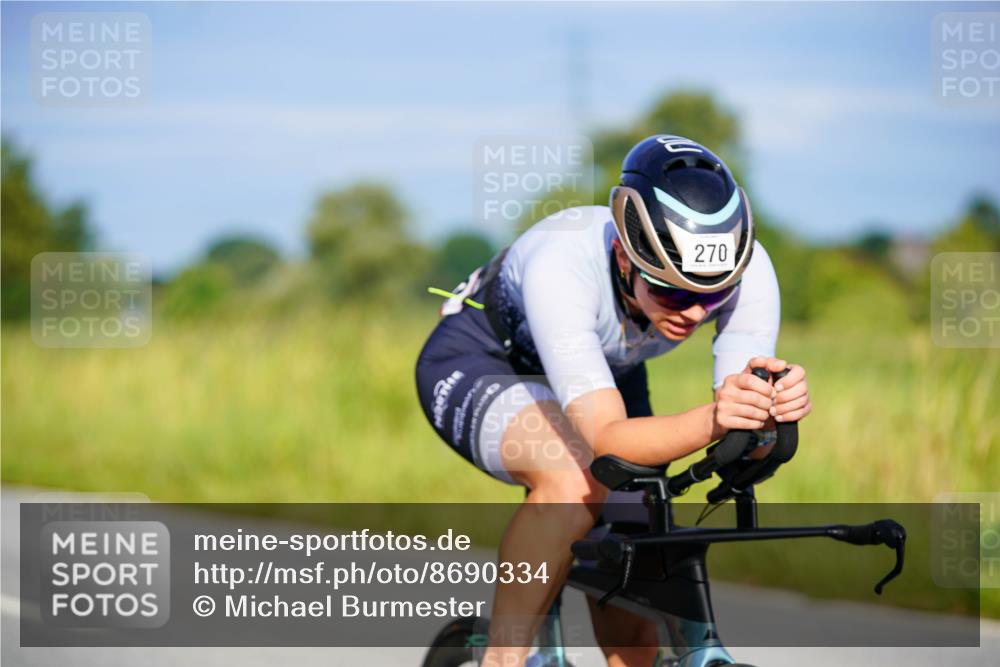 31.08.2025 - Elbe Triathlon Hamburg Michael Burmester http://msf.ph/oto/8690334 31.08.2025 08:53:41 Radfahren 242, 270, 283 meine-sportfotos.de