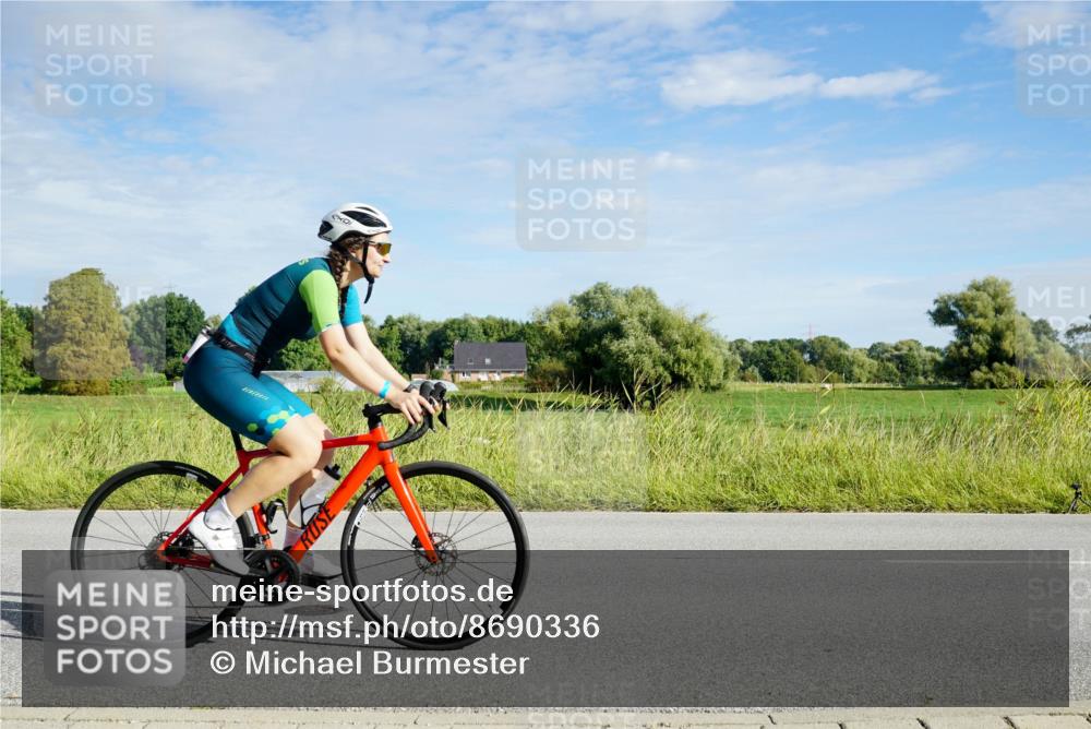 31.08.2025 - Elbe Triathlon Hamburg Michael Burmester http://msf.ph/oto/8690336 31.08.2025 09:38:15 Radfahren 267, 289, 402, 472, 506, 524, 699, 788 meine-sportfotos.de