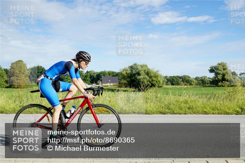 31.08.2025 - Elbe Triathlon Hamburg Michael Burmester http://msf.ph/oto/8690365 31.08.2025 09:38:41 Radfahren 255, 308, 373, 481, 549, 596, 642 meine-sportfotos.de