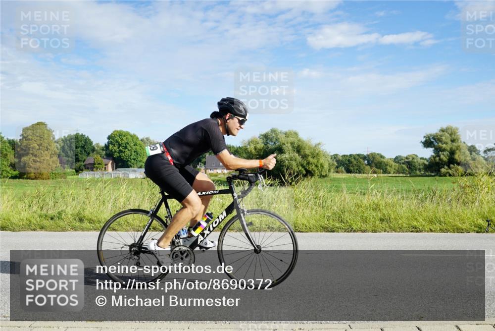 31.08.2025 - Elbe Triathlon Hamburg Michael Burmester http://msf.ph/oto/8690372 31.08.2025 09:38:49 Radfahren 373, 457, 521, 639, 736 meine-sportfotos.de