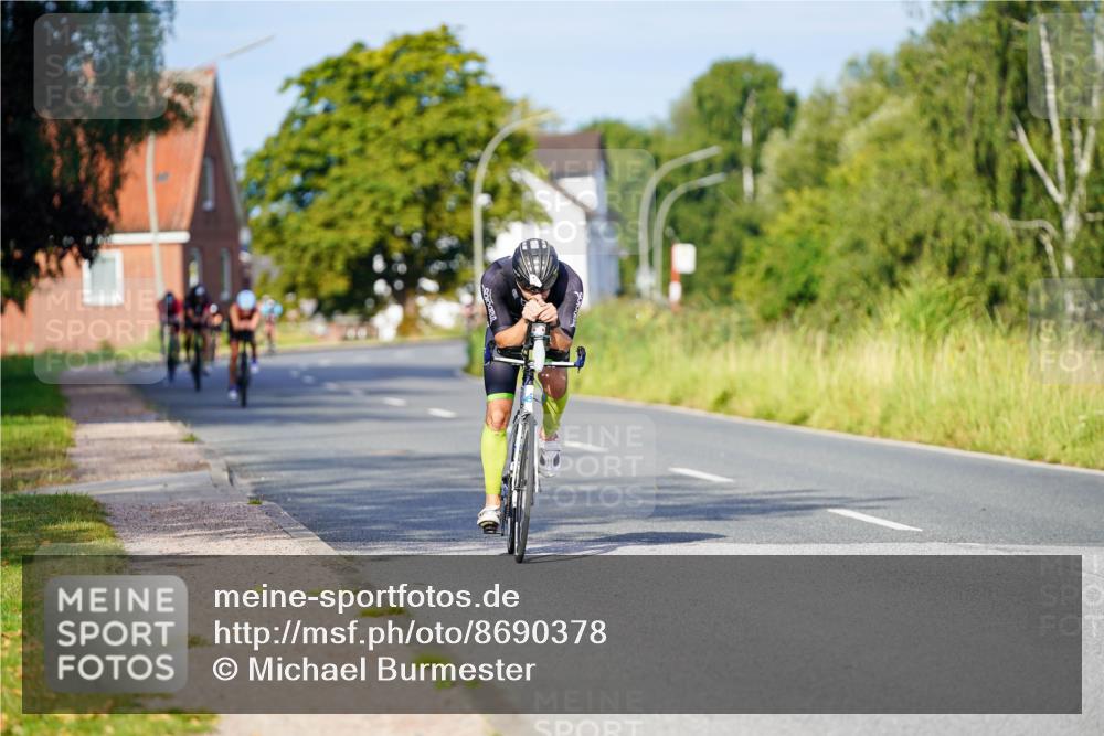 31.08.2025 - Elbe Triathlon Hamburg Michael Burmester http://msf.ph/oto/8690378 31.08.2025 08:54:02 Radfahren 229, 265 meine-sportfotos.de