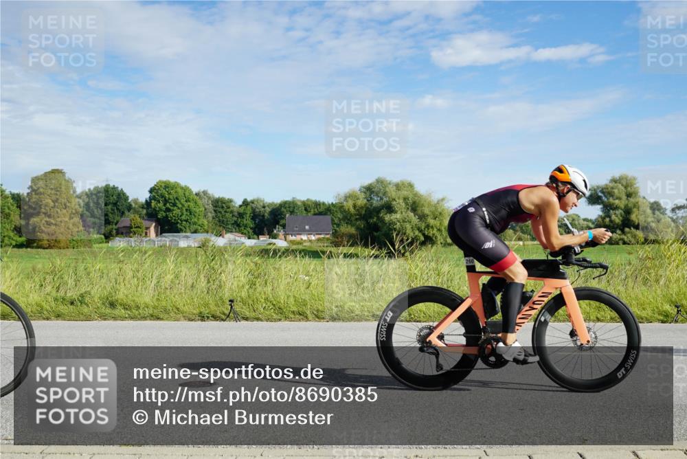 31.08.2025 - Elbe Triathlon Hamburg Michael Burmester http://msf.ph/oto/8690385 31.08.2025 09:39:06 Radfahren 260, 293, 424, 449, 453, 497, 653, 753, 922 meine-sportfotos.de