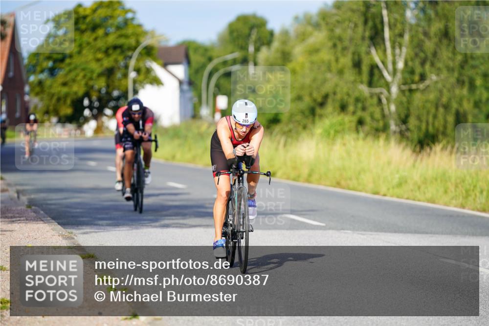 31.08.2025 - Elbe Triathlon Hamburg Michael Burmester http://msf.ph/oto/8690387 31.08.2025 08:54:08 Radfahren 187, 257, 265, 325 meine-sportfotos.de