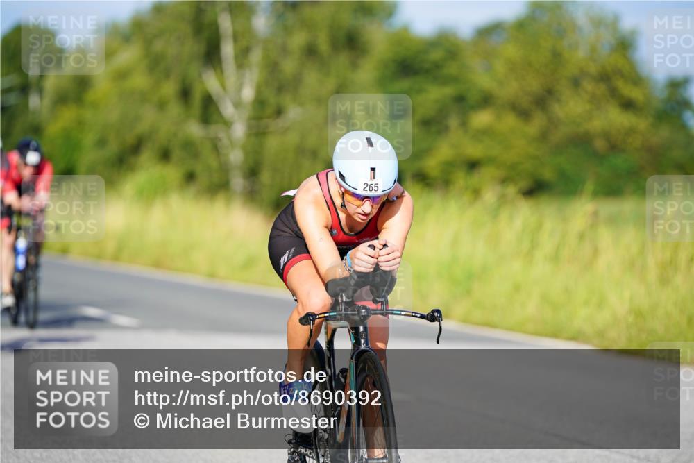 31.08.2025 - Elbe Triathlon Hamburg Michael Burmester http://msf.ph/oto/8690392 31.08.2025 08:54:09 Radfahren 187, 257, 265, 325, 375 meine-sportfotos.de