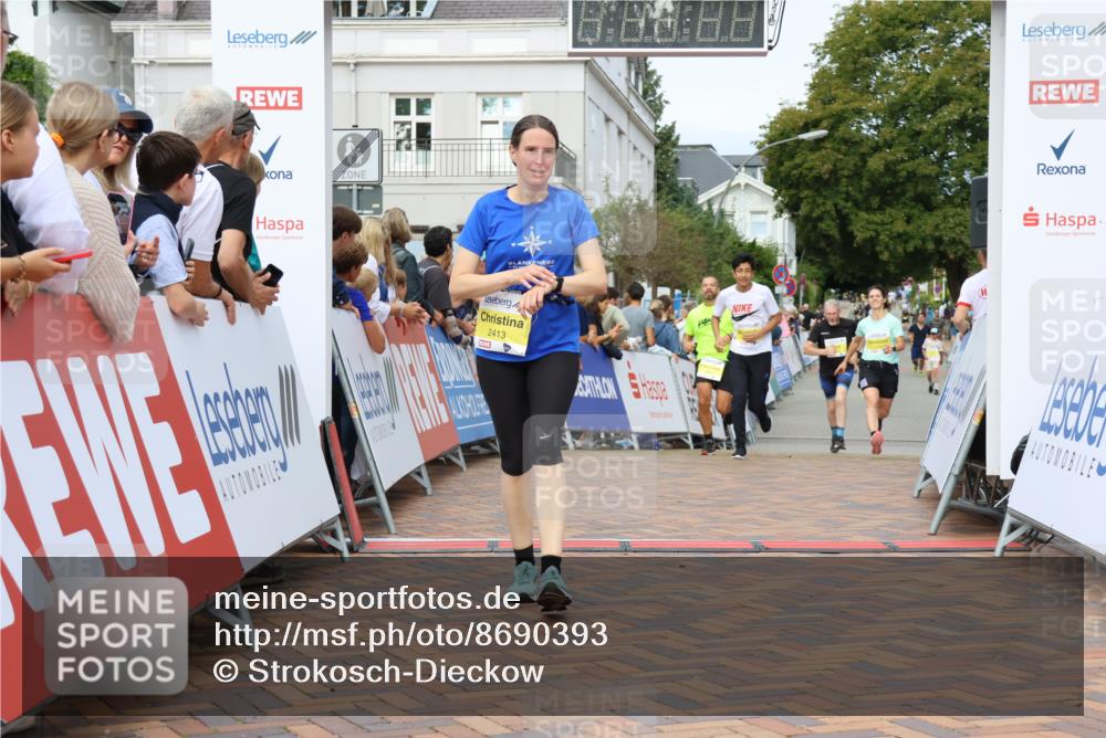 31.08.2025 - 21. Blankeneser Heldenlauf Strokosch-Dieckow http://msf.ph/oto/8690393 31.08.2025 10:27:14 Ziel 2111, 2150, 2236, 2205, 2521, 2517, 2204, 2413, 2559 meine-sportfotos.de