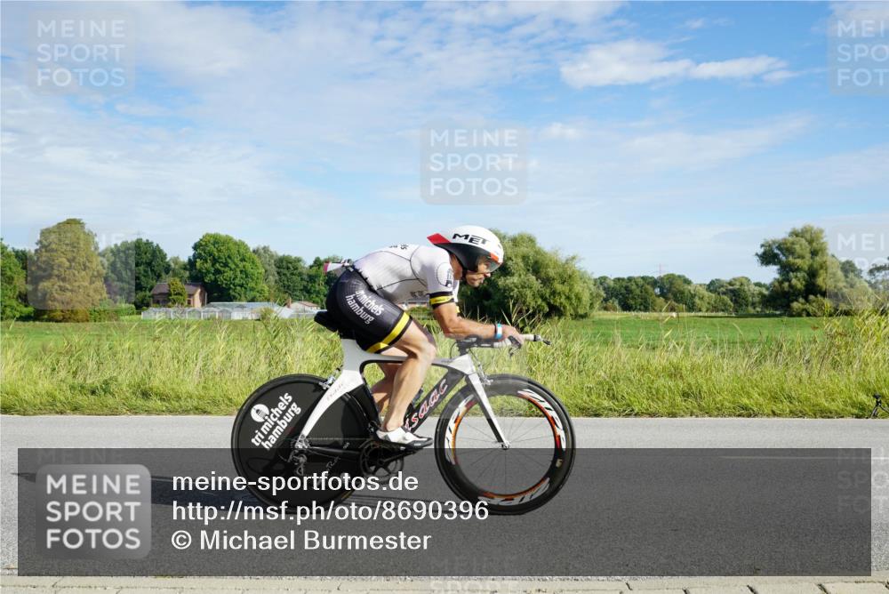 31.08.2025 - Elbe Triathlon Hamburg Michael Burmester http://msf.ph/oto/8690396 31.08.2025 09:39:14 Radfahren 293, 347, 449, 616, 659, 753, 900 meine-sportfotos.de