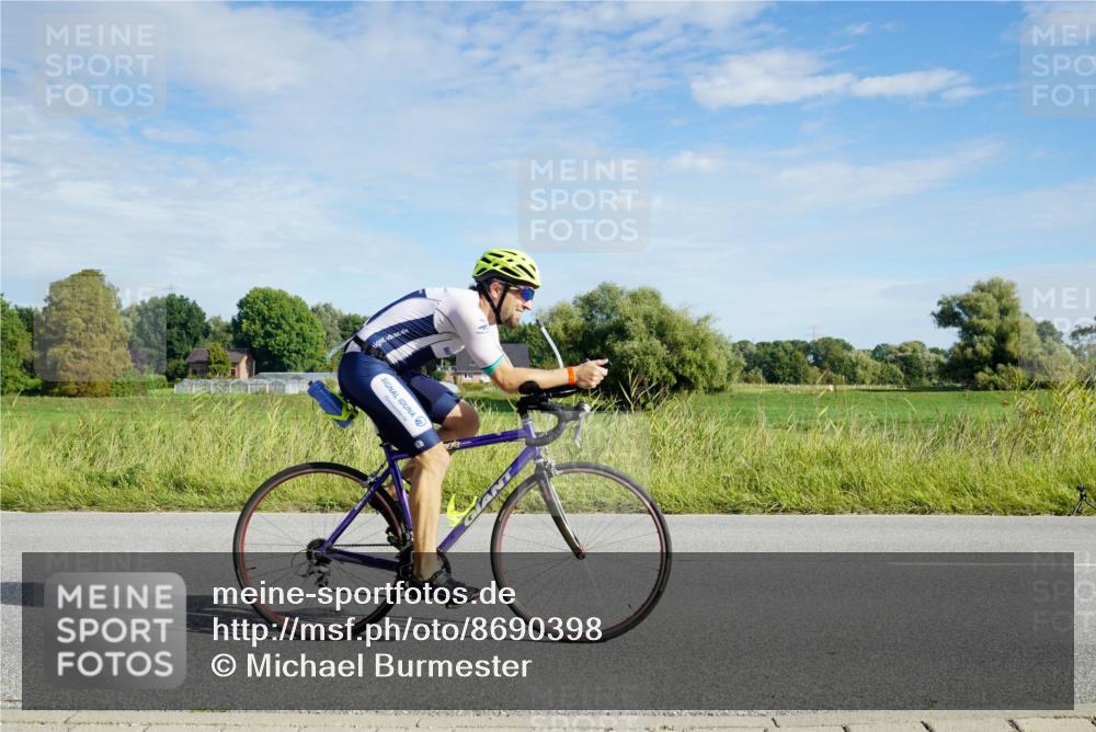 31.08.2025 - Elbe Triathlon Hamburg Michael Burmester http://msf.ph/oto/8690398 31.08.2025 09:39:15 Radfahren 293, 347, 616, 659, 900 meine-sportfotos.de