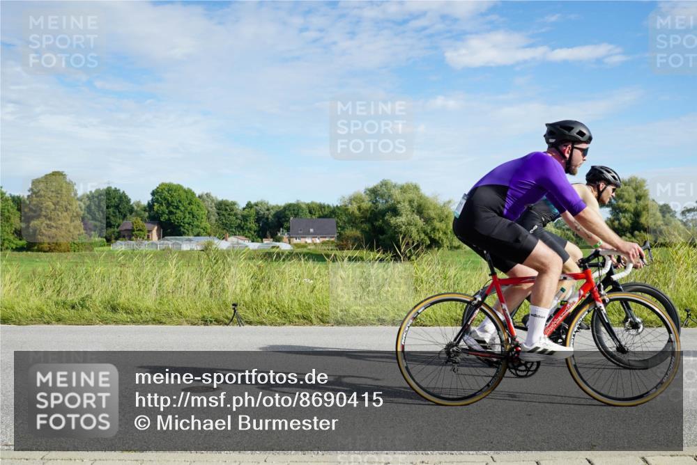 31.08.2025 - Elbe Triathlon Hamburg Michael Burmester http://msf.ph/oto/8690415 31.08.2025 09:39:33 Radfahren 346, 366, 478, 500, 511, 662, 687, 745 meine-sportfotos.de