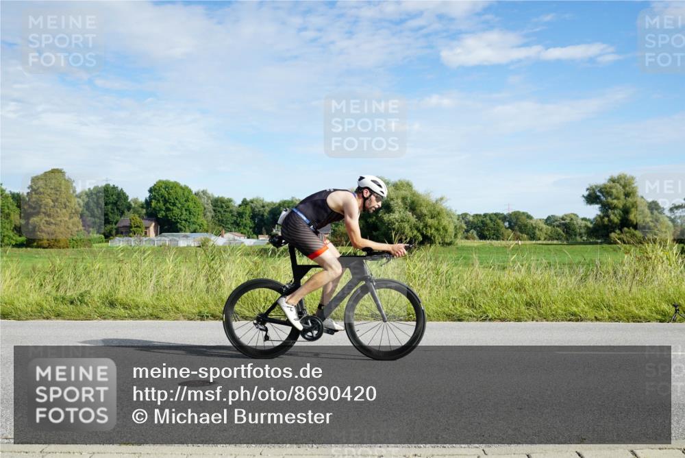 31.08.2025 - Elbe Triathlon Hamburg Michael Burmester http://msf.ph/oto/8690420 31.08.2025 09:39:45 Radfahren 388, 514 meine-sportfotos.de