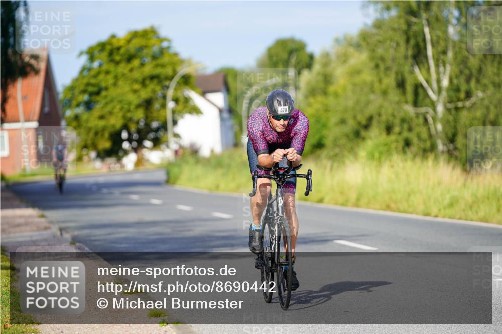 31.08.2025 - Elbe Triathlon Hamburg Michael Burmester http://msf.ph/oto/8690442 31.08.2025 08:54:41 Radfahren 370 meine-sportfotos.de