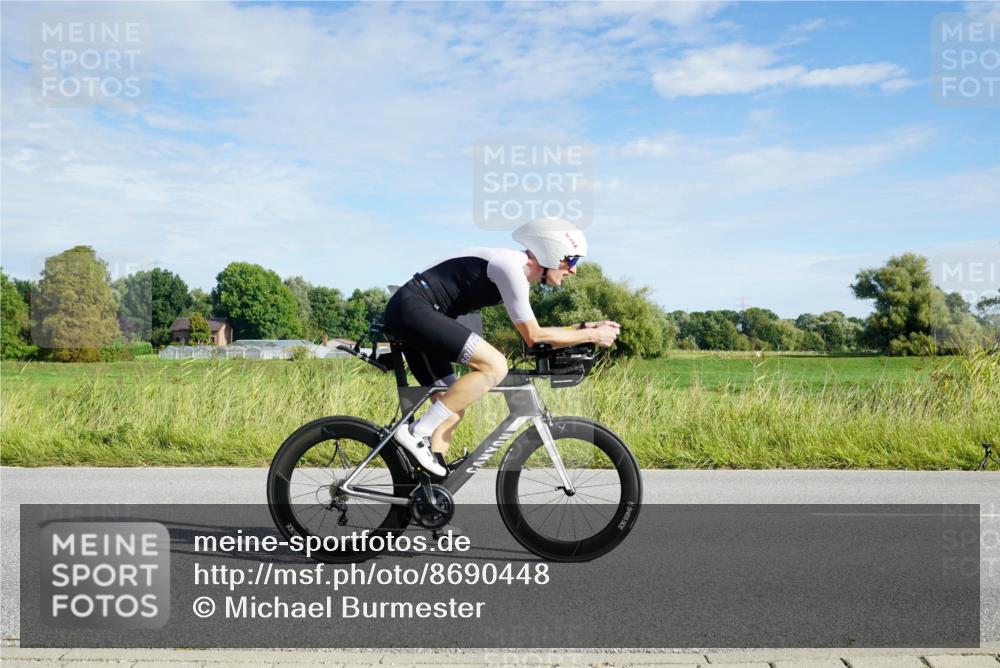 31.08.2025 - Elbe Triathlon Hamburg Michael Burmester http://msf.ph/oto/8690448 31.08.2025 09:40:09 Radfahren 265, 316, 348, 434, 471, 499, 525, 652, 698, 725 meine-sportfotos.de