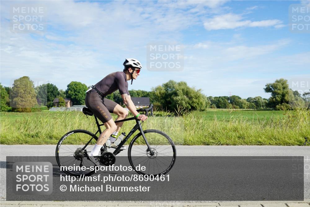 31.08.2025 - Elbe Triathlon Hamburg Michael Burmester http://msf.ph/oto/8690461 31.08.2025 09:40:20 Radfahren 288, 301, 406, 459, 462, 625, 627, 785 meine-sportfotos.de