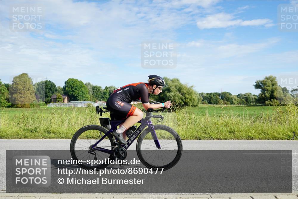 31.08.2025 - Elbe Triathlon Hamburg Michael Burmester http://msf.ph/oto/8690477 31.08.2025 09:40:27 Radfahren 279, 288, 406, 462, 627 meine-sportfotos.de