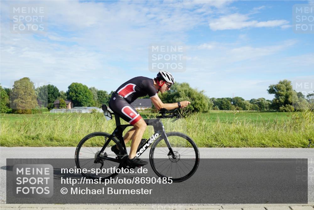 31.08.2025 - Elbe Triathlon Hamburg Michael Burmester http://msf.ph/oto/8690485 31.08.2025 09:40:43 Radfahren 246, 341, 415, 417, 444, 451, 619, 716, 805, 830 meine-sportfotos.de