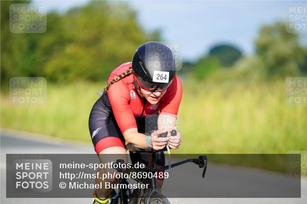 31.08.2025 - Elbe Triathlon Hamburg Michael Burmester http://msf.ph/oto/8690489 31.08.2025 08:55:06 Radfahren 169, 264, 275 meine-sportfotos.de