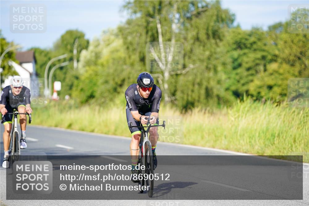31.08.2025 - Elbe Triathlon Hamburg Michael Burmester http://msf.ph/oto/8690512 31.08.2025 08:55:19 Radfahren 215, 227, 231, 248 meine-sportfotos.de