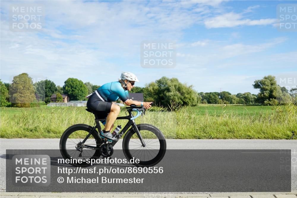 31.08.2025 - Elbe Triathlon Hamburg Michael Burmester http://msf.ph/oto/8690556 31.08.2025 09:41:37 Radfahren 302, 368, 608, 631, 678, 813 meine-sportfotos.de