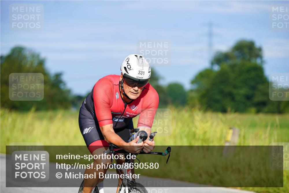 31.08.2025 - Elbe Triathlon Hamburg Michael Burmester http://msf.ph/oto/8690580 31.08.2025 08:55:52 Radfahren 279, 331 meine-sportfotos.de