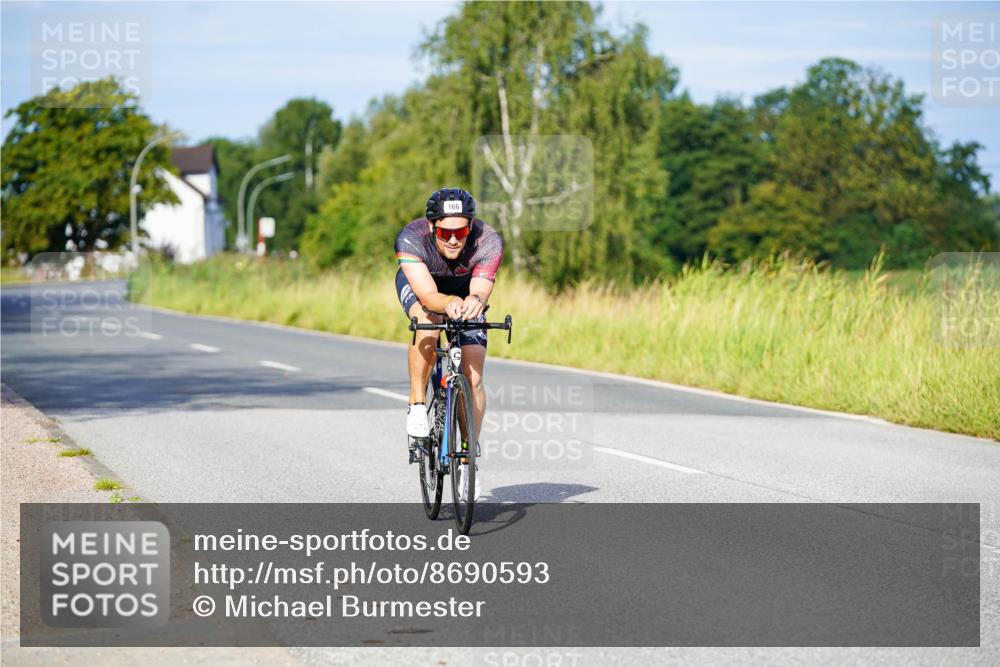 31.08.2025 - Elbe Triathlon Hamburg Michael Burmester http://msf.ph/oto/8690593 31.08.2025 08:56:02 Radfahren 166, 313 meine-sportfotos.de