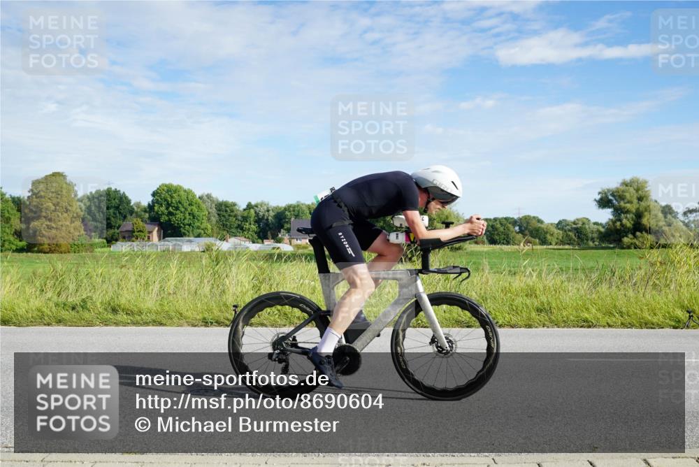 31.08.2025 - Elbe Triathlon Hamburg Michael Burmester http://msf.ph/oto/8690604 31.08.2025 09:42:29 Radfahren 269, 299, 598, 643 meine-sportfotos.de