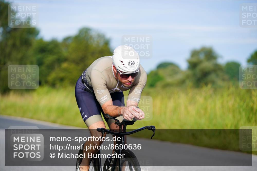 31.08.2025 - Elbe Triathlon Hamburg Michael Burmester http://msf.ph/oto/8690636 31.08.2025 08:56:31 Radfahren 181, 199, 260, 373 meine-sportfotos.de