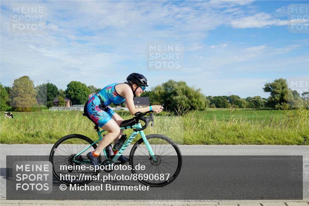 31.08.2025 - Elbe Triathlon Hamburg Michael Burmester http://msf.ph/oto/8690687 31.08.2025 09:44:02 Radfahren 281, 378, 476, 562, 770, 787, 864 meine-sportfotos.de