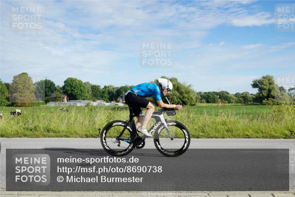31.08.2025 - Elbe Triathlon Hamburg Michael Burmester http://msf.ph/oto/8690738 31.08.2025 09:45:33 Radfahren 392, 393, 431, 607, 660, 664, 700, 708, 709 meine-sportfotos.de