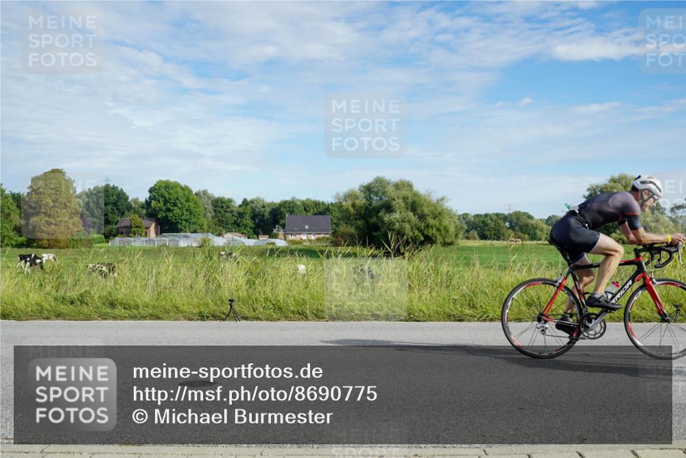 31.08.2025 - Elbe Triathlon Hamburg Michael Burmester http://msf.ph/oto/8690775 31.08.2025 09:46:22 Radfahren 280, 286, 419, 420, 421, 635, 684, 694, 707, 717, 859 meine-sportfotos.de
