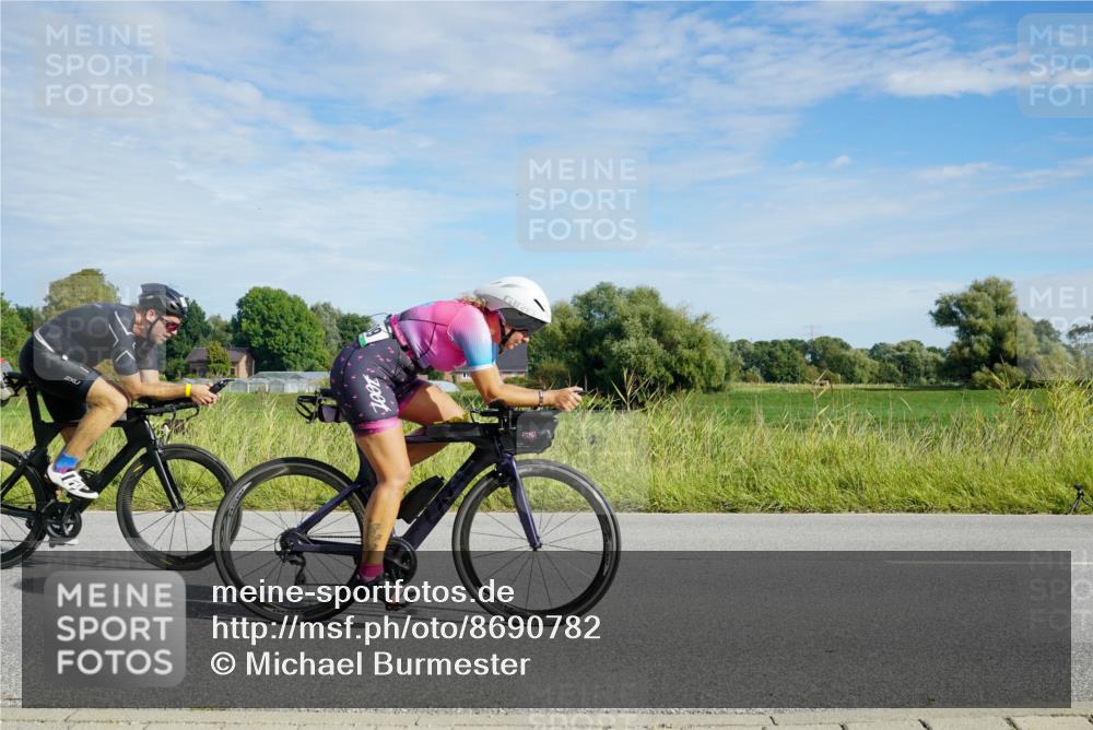 31.08.2025 - Elbe Triathlon Hamburg Michael Burmester http://msf.ph/oto/8690782 31.08.2025 09:46:31 Radfahren 419, 421, 439, 494, 599, 666, 909 meine-sportfotos.de