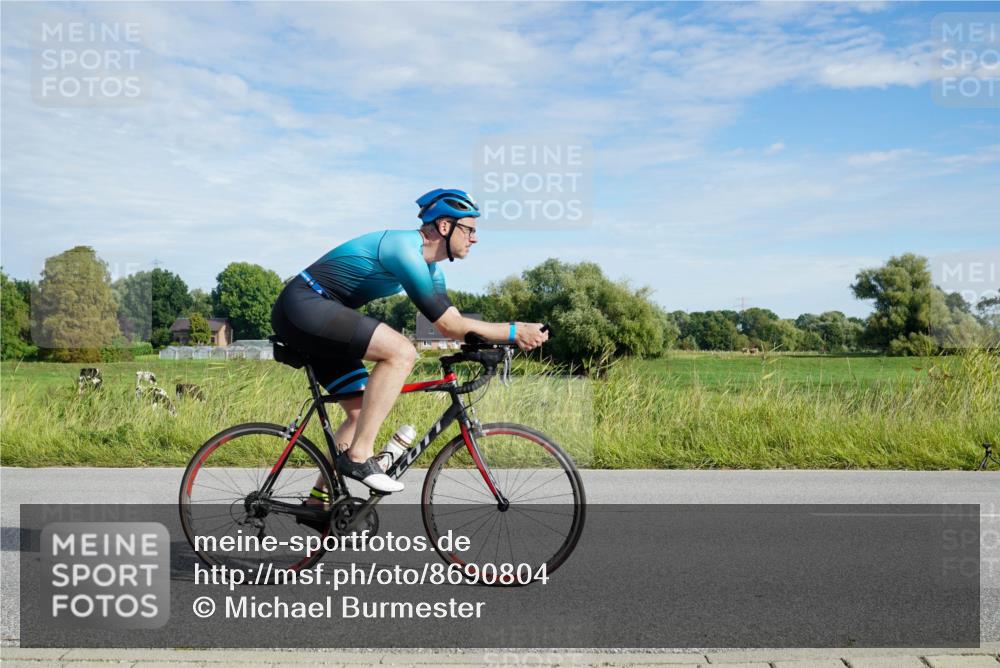 31.08.2025 - Elbe Triathlon Hamburg Michael Burmester http://msf.ph/oto/8690804 31.08.2025 09:46:54 Radfahren 384, 399, 589, 729 meine-sportfotos.de