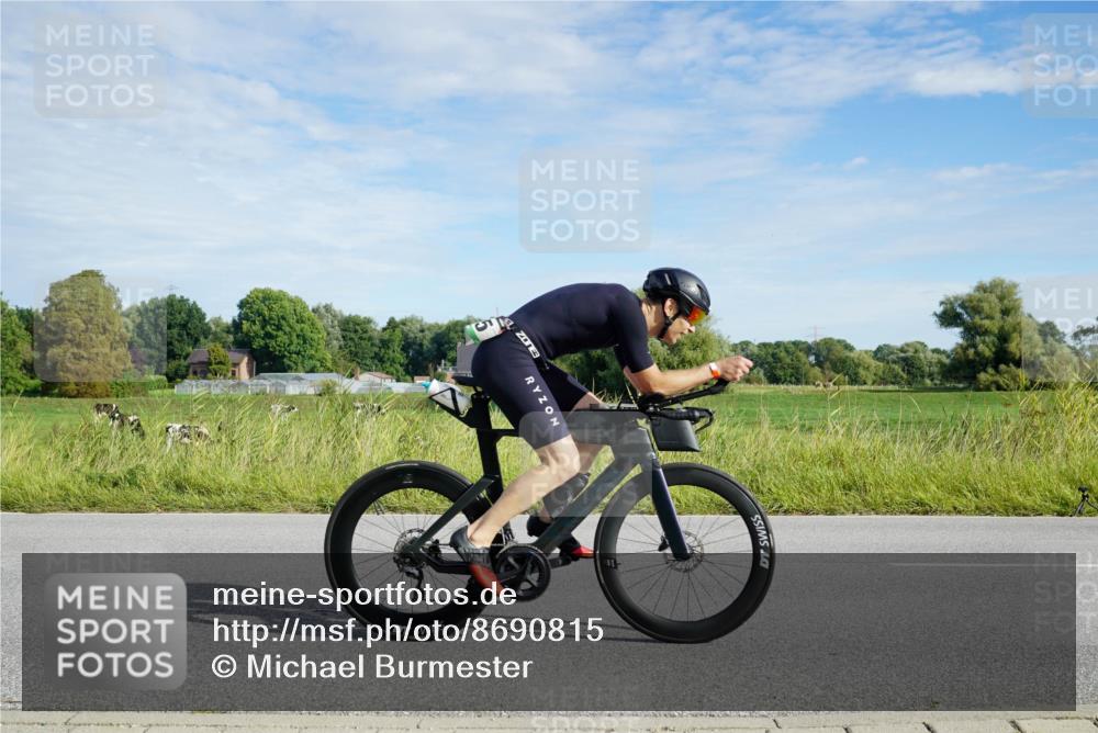 31.08.2025 - Elbe Triathlon Hamburg Michael Burmester http://msf.ph/oto/8690815 31.08.2025 09:47:12 Radfahren 400, 531, 533, 655, 723, 731, 749, 760, 777 meine-sportfotos.de
