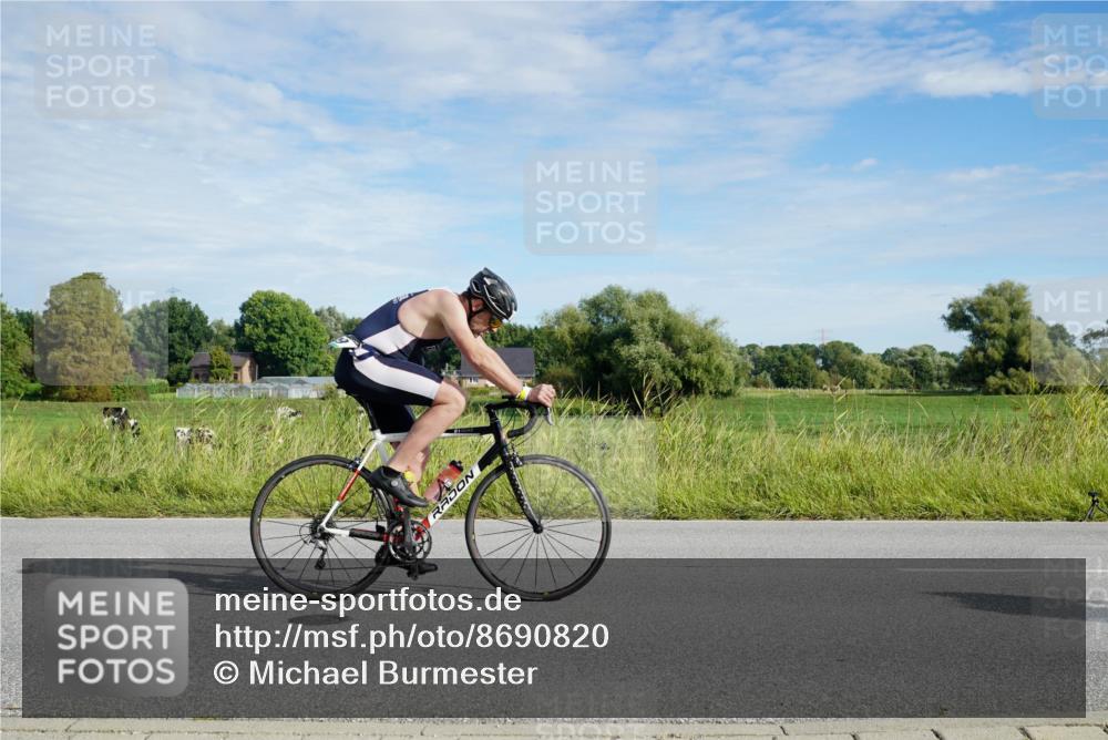 31.08.2025 - Elbe Triathlon Hamburg Michael Burmester http://msf.ph/oto/8690820 31.08.2025 09:47:16 Radfahren 400, 531, 533, 545, 723, 749, 915 meine-sportfotos.de