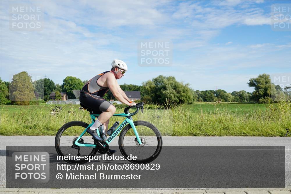 31.08.2025 - Elbe Triathlon Hamburg Michael Burmester http://msf.ph/oto/8690829 31.08.2025 09:47:35 Radfahren 253, 609, 657, 754, 828, 850 meine-sportfotos.de