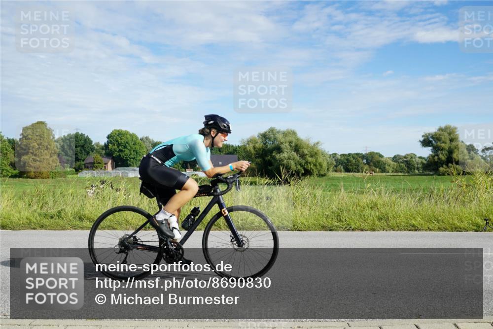 31.08.2025 - Elbe Triathlon Hamburg Michael Burmester http://msf.ph/oto/8690830 31.08.2025 09:47:37 Radfahren 253, 609, 657, 754, 828, 850 meine-sportfotos.de