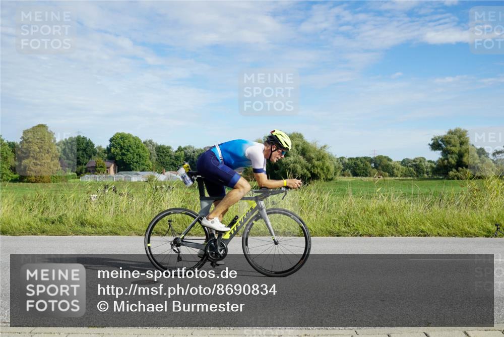 31.08.2025 - Elbe Triathlon Hamburg Michael Burmester http://msf.ph/oto/8690834 31.08.2025 09:47:39 Radfahren 253, 657, 754, 828, 850, 912 meine-sportfotos.de