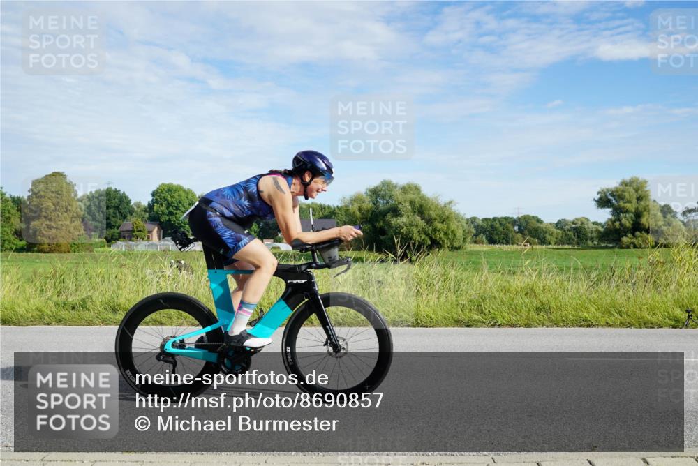 31.08.2025 - Elbe Triathlon Hamburg Michael Burmester http://msf.ph/oto/8690857 31.08.2025 09:48:05 Radfahren 285, 315, 528, 781, 901 meine-sportfotos.de