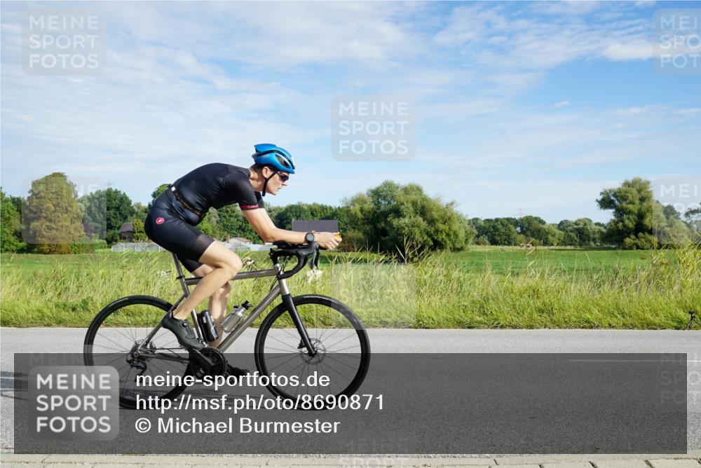 31.08.2025 - Elbe Triathlon Hamburg Michael Burmester http://msf.ph/oto/8690871 31.08.2025 09:48:27 Radfahren 291, 547, 654, 682, 844, 902, 903 meine-sportfotos.de