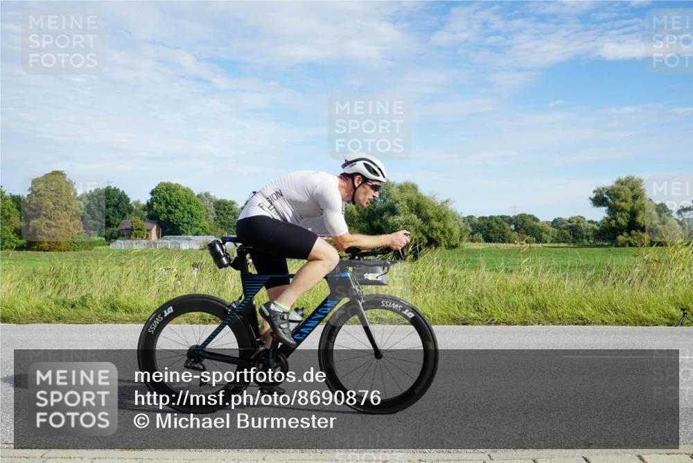 31.08.2025 - Elbe Triathlon Hamburg Michael Burmester http://msf.ph/oto/8690876 31.08.2025 09:48:33 Radfahren 441, 682, 696, 844, 878 meine-sportfotos.de