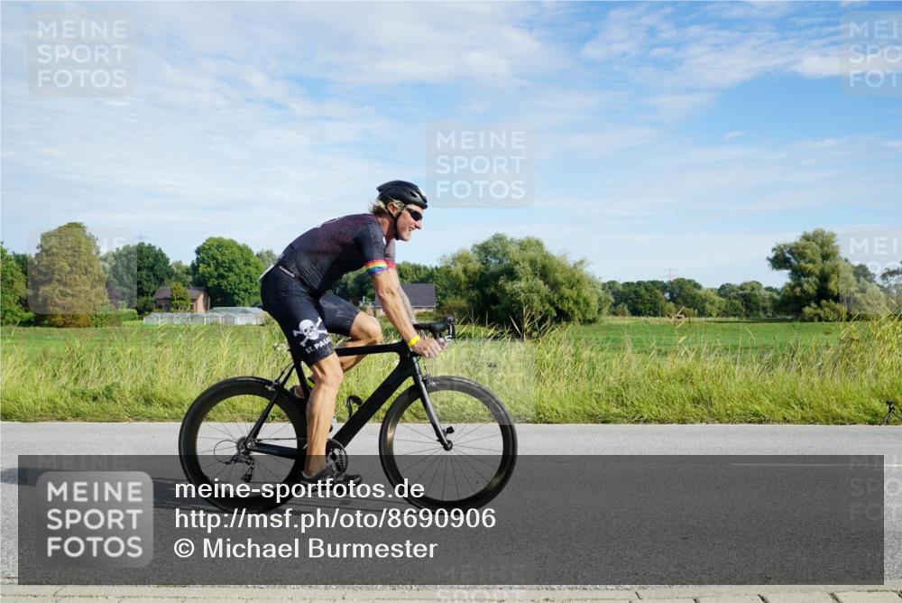 31.08.2025 - Elbe Triathlon Hamburg Michael Burmester http://msf.ph/oto/8690906 31.08.2025 09:49:14 Radfahren 330, 412, 416, 468, 492, 603, 710, 778 meine-sportfotos.de