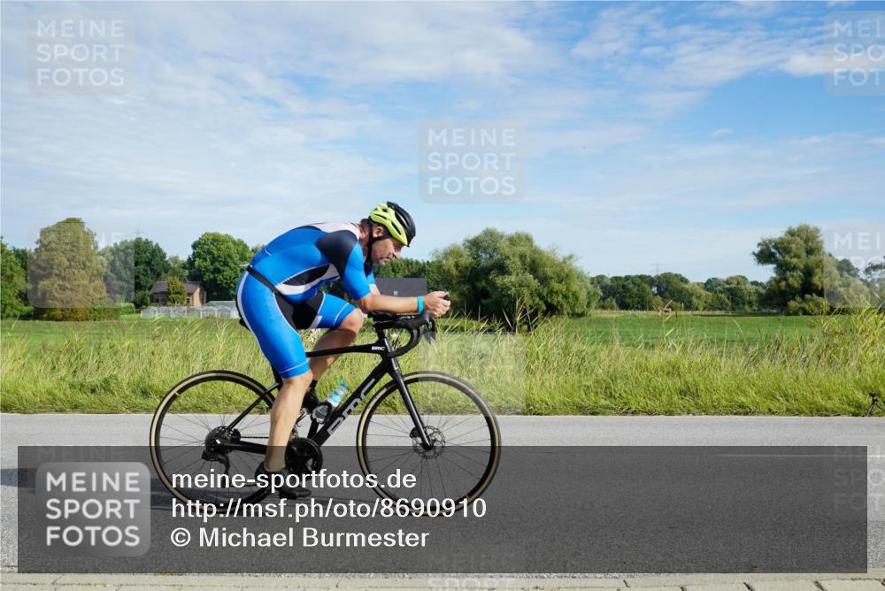 31.08.2025 - Elbe Triathlon Hamburg Michael Burmester http://msf.ph/oto/8690910 31.08.2025 09:49:20 Radfahren 173, 310, 330, 412, 416, 468, 595, 603, 658, 762, 778 meine-sportfotos.de
